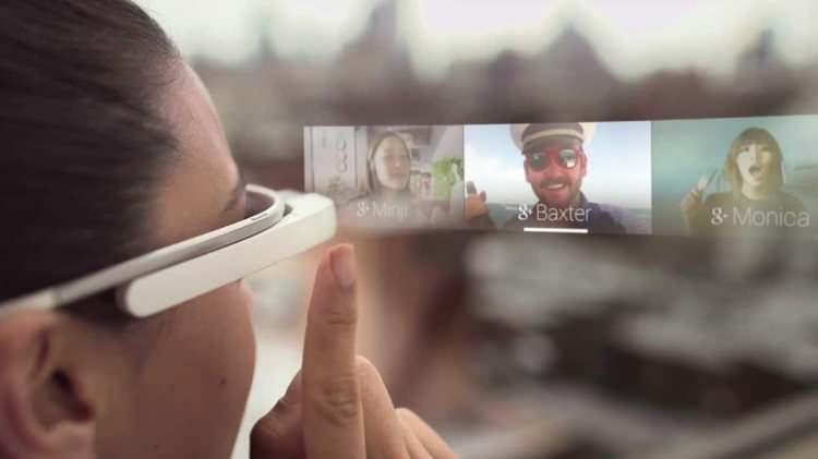 <p><strong>23) 2015 — Google Glass</strong></p>

<p> </p>

<p>Kullanıcılar Google Glass'ı kullanmaya başladıktan sonra - 2013'te küçük bir deneme grubuyla başlayarak - cihazın görüntü kaydetme ve yakalama konusunda biraz fazla iyi olduğuna dair endişelerini dile getirmeye başladılar. Sonunda kullanıcılar cihazın fiyatı, işlevselliği ve tasarımı hakkında da şikâyette bulunmaya başladılar.</p>
