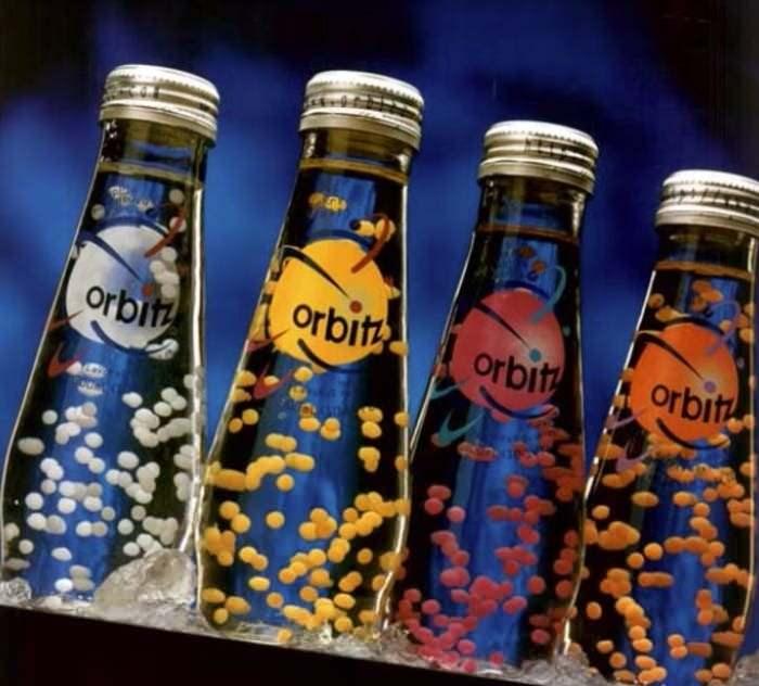 <p><strong>10) 1997 — Orbitz soda</strong></p>

<p> </p>

<p>Lav lambasına benzeyen soda küçük çocukların ilgisini çekse de tadı öksürük şurubu gibiydi. 1997'deki ilk çıkışından sonraki bir yıl içinde raflardan kayboldu.</p>
