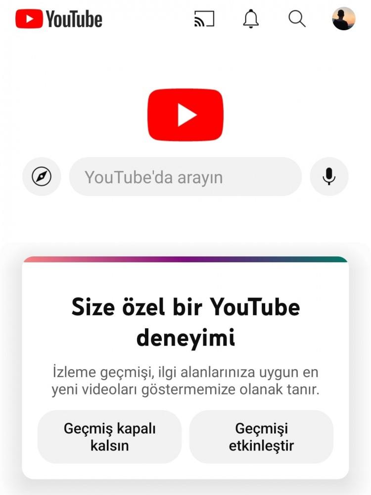 <p>YouTube'un uyguladığı bu dayatma kimileri için pek bir şey ifade etmezken kimileri için de oldukça rahatsız edici karşılandı. İzleme geçmişini kapalı tutan kullanıcılar yeni önerileri göremeyecek.</p>
