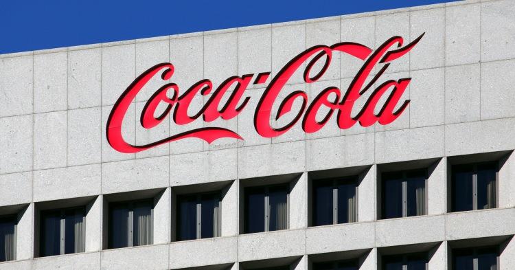 <p>Atlanta, Georgia'daki bir Coca-Cola sözcüsü,<strong> "Yapay zekanın operasyonel etkinliği nasıl artırabileceğini test etmeye ve öğrenmeye başladık"</strong> dedi ve verilerin güvenlik duvarı içinde kaldığını ekledi.</p>
