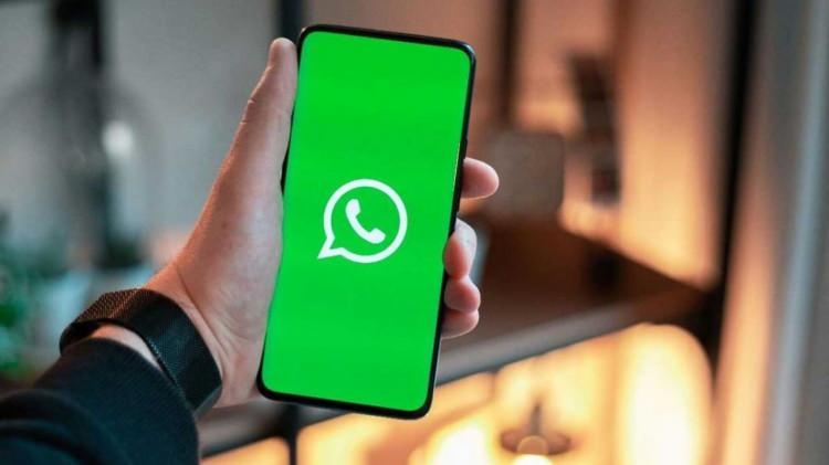 <p>WhatsApp'ın medya paylaşımıyla ilgili yeni bir özellik geliştirdiği söylentiler arasındaydı. Fotoğraf kalitesi seçeneği sayesinde WhatsApp, fotoğrafların boyutlarını koruyarak daha kaliteli bir şekilde paylaşılmasını kolaylaştırıyor.</p>
