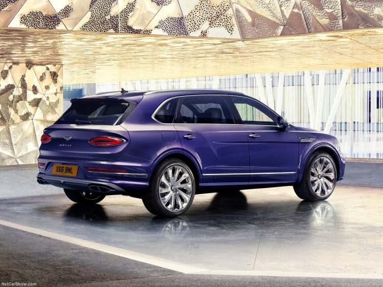 <p>Bentley Motors, deri üreticisi Pasubio SpA'nın sektör lideri zeytin atık suyu teknolojisini kullanan ilk otomotiv üreticisi.</p>
