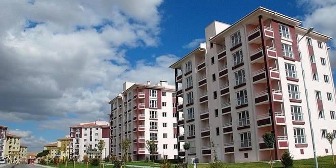 <p>Ocak-Temmuz döneminde gerçekleşen diğer konut satışları ise bir önceki yılın aynı dönemine göre %14,5 azalışla 539 bin 264 oldu.</p>
<p> </p>