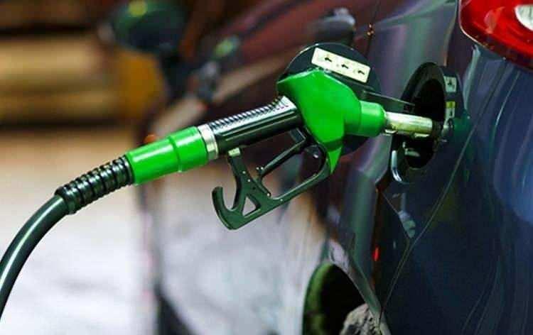 <p>; İstanbul'da motorin litre fiyatı 36,83 liradan, benzinin litresi ise ortalama 37,71 liradan satılıyor.</p>
