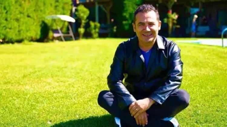 <p>Oğluyla birlikte Londra'ya giden şarkıcı, paylaştığı fotoğraf ile yaşadığı gururu not düştü: </p>