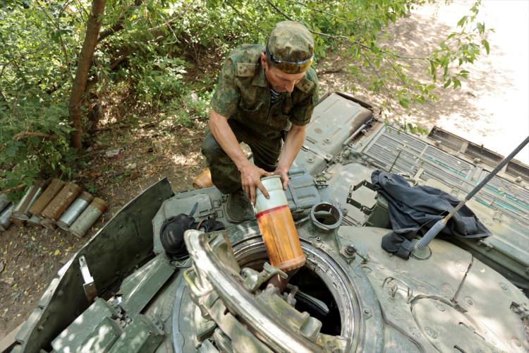 <p>Stefanişına, “Ukrayna’nın NATO üyeliği konusunda verilecek her türlü taviz, Avrupa'da bir savaş başlatmış olan Rusya için bir ödül olacaktır. Bu, sadece terör ve şantajın devamını motive edecektir.” ifadesini kullandı.</p>
