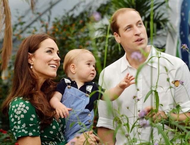 <p><span style="color:#000000"><strong>Prens William'ın öfke sorunu olduğunu söyleyen ünlü yazar, Kate Middleton'ın bu tarz sorunlar karşısında eşine adeta dördüncü çocuğu gibi davrandığını açıkladı.</strong></span></p>