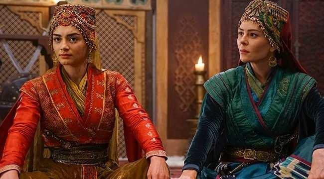 <p><span style="color:#000000"><strong>Kuruluş Osman hayranlarını h&uuml;zne boğan ayrılık haberinin ardından harekete ge&ccedil;en dizinin yapım şirketi, Atiksoy ile yeniden anlaşma masasına oturdu.</strong></span></p>
