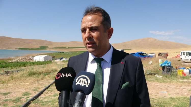 <p>Etkinliğe, Vali Ömer Toraman, AK Parti Elazığ Milletvekili Prof. Dr. Erol Keleş, MHP Elazığ Milletvekili Semih Işıkver, İl Tarım ve Orman Müdürü Ali Kılıç, muhtarlar ve çiftçiler katıldı. </p>