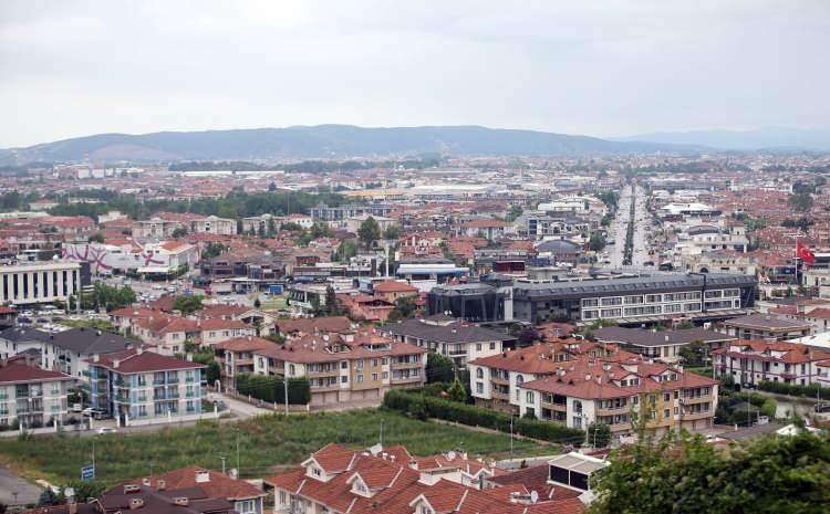 <p>Kocaeli Büyükşehir Belediyesi, "Kocaeli Mahalle Halkı Afetlere Hazırlık Eğitim" Projesi kapsamında vatandaşlara kendi mahallelerinde afetlerle ilgili teorik ve uygulamalı eğitimler veriliyor.</p>
