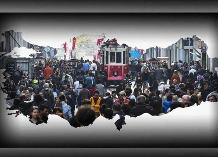 <p>Söz konusu yaş grubunda göç edenlerin 257 bin 676'sının eğitim, 91 bin 612'sinin işe başlama, iş bulma ve 50 bin 338'inin ise daha iyi konut ve yaşam koşulları nedeniyle göç ettiği belirlendi.</p>