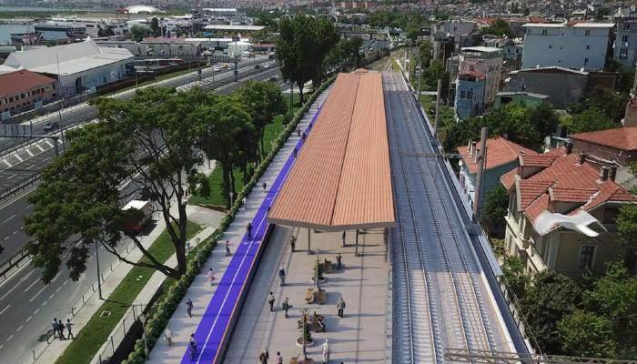 <p><strong>"PROJEDE YÜZDE 90'IN ÜZERİNDE İLERLEME KAYDETTİK"</strong><br />
<br />
Ulaştırma ve Altyapı Bakanı Uraloğlu, Sirkeci-Kazlıçeşme raylı sistem hattında sefer süresinin ortalama 20-25 dakika arasında olmasını öngördüklerini ifade ederek, şunları kaydetti:<br />
</p>