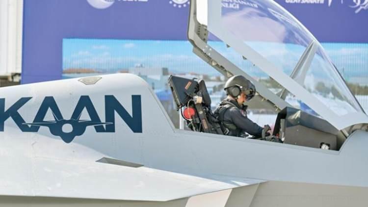 <p>Faz-2 kapsamında üretilecek 10 adet TF-X Blok-1 savaş uçağı, 2030-2033 yılları arasında Türk Hava Kuvvetleri’ne teslim edilecek. Ancak Türk Hava Kuvvetleri tarafından açıklanan bu tarih, TUSAŞ tarafından 2028 olarak revize edildi.</p>
