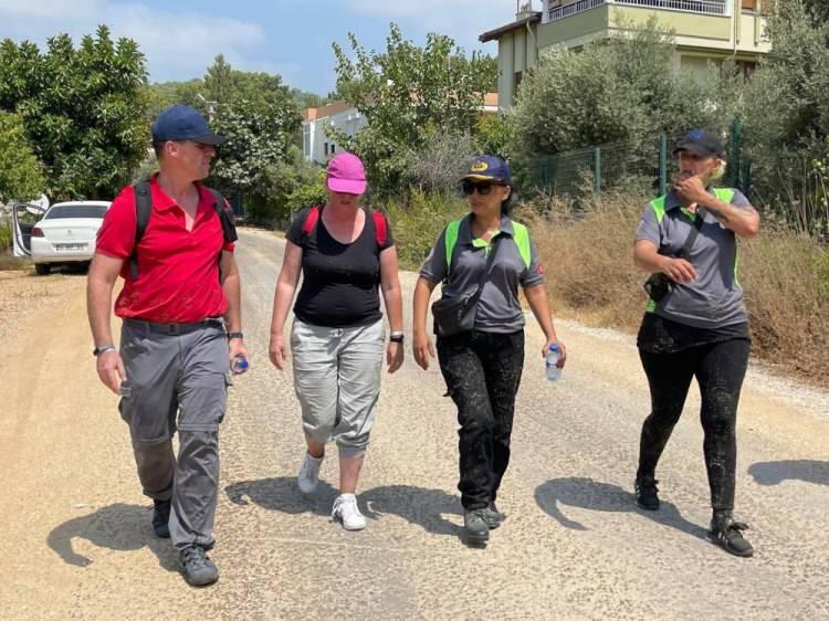 <p>Yaşlı kadını arama çalışmalarına kayıp Alman kadının kızı Diana Kandzorra ve damadı André Wegner de bizzat katıldı.</p>
