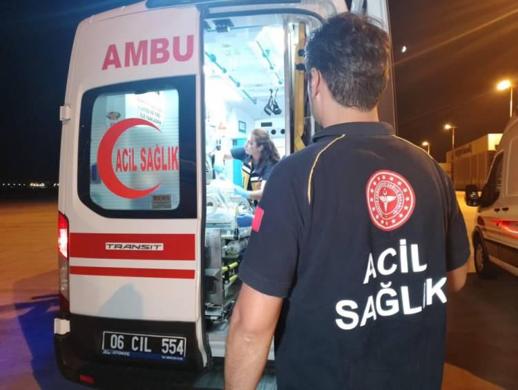 <p>Bazı özel durumlar var ki özellikle hızlı davranılması, hızlı hareket edilmesi gerekiyor. Bunların en başında ampütasyonlar, organ nakilleri ve organ nakli ihtiyacı olan hastalar gibi travmalar geliyor. Doğu ve Güneydoğu’da yaralanmış olan askerlerimizin transferleri gibi durumlarda uçak ambulans yeri doldurulmaz bir öneme sahip. Zamana karşı yarışıyoruz” değerlendirmesinde bulundu.</p>
