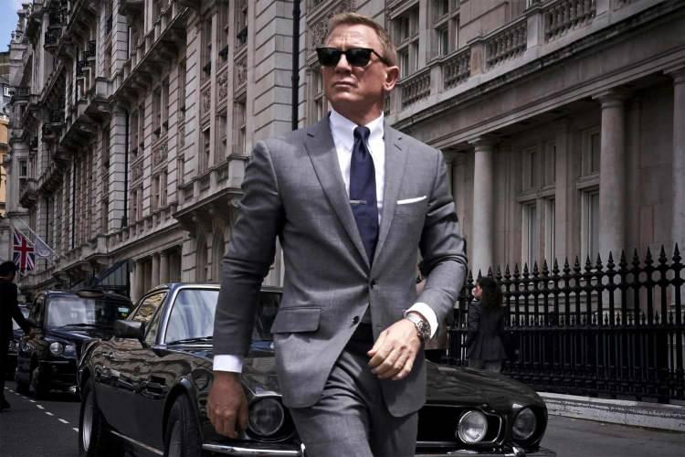 <p><span style="color:#000000"><strong>Daniel Craig'in oynadığı "No Time To Die" filminin ardından yeni Bond'un kim olacağı merak konusu haline gelirken zirvedeki James Bond filmi herkesi şaşırttı.</strong></span></p>
