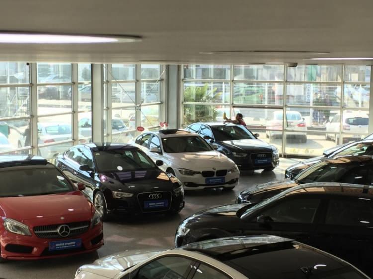 <p><strong>İKİNCİ EL <a href="https://www.haber7.com/etiket/otomobil" target="_blank">OTOMOBİL</a> SATIŞLARI YÜZDE 24,7 ARTTI</strong></p>
<p>Türkiye İstatistik Kurumu (TÜİK) verilerine göre, noter aracılığıyla yapılan devir işlemlerini gösteren ikinci el araç satışında ocak-temmuz döneminde yaşanan artışlar dikkati çekti.</p>