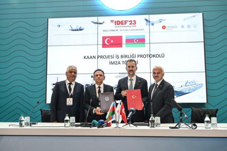 <p>Milli savaş uçağı KAAN için Azerbaycan’la imzalanan anlaşma ve Pakistan ile benzer adımın çok yakın olması yeni bir dönemi beraberinde getirebilir.</p>

