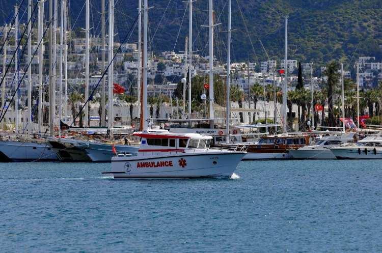 <p>Entübe edilen Ali Sabancı'nın vücudunda çok sayıda kırık olduğu öğrenildi. Bunun üzerine kalıcı hasarların kalabileceği yönünde endişeler başladı.</p>