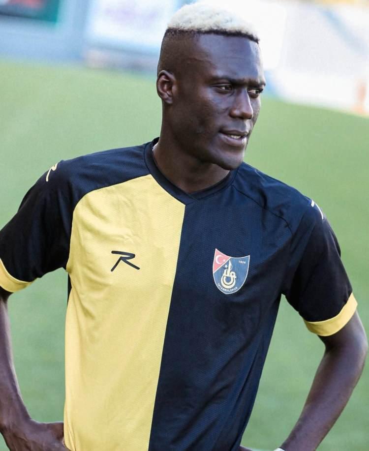 <p>Alassane Ndao (Sağ Kanat)<br />
<br />
Al Ahli > İstanbulspor</p>
