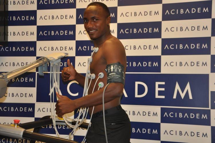 <p>Guy-Marcelin Kilama (Stoper)<br />
<br />
Chamois > Hatayspor</p>