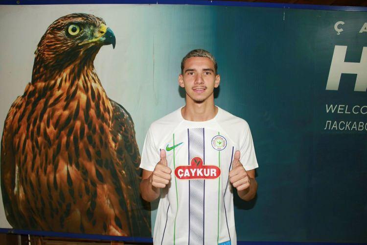 <p>Oscar Pinchi (Sağ kanat)<br />
<br />
Las Palmas > Çaykur Rizespor</p>
