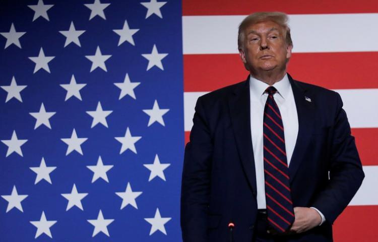 <p>Georgia eyaletinin Atlanta kentinde avukat olan Rachel Kaufman, Fulton hapishanesinin zorlayıcı koşulları olduğuna dikkati çekerek Trump ile beraber yargılanacak 18 zanlının çetin bir süreçten geçebileceğine işaret etti.</p>
<p>Diğer yandan Kaufman’a göre Trump’ın diğer zanlılar gibi geceyi hücrede geçirmesi beklenmiyor.</p>