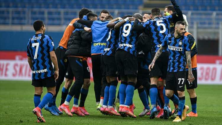 <p><strong>3- İtalya: 71.569</strong></p>