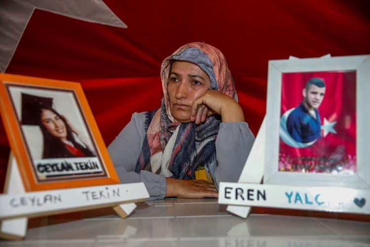 <p>Yaşadıkları tüm zorluklara rağmen evlat nöbetine kararlılıkla devam eden aileler, eylemlerinde 4 yılı geride bırakıyor.</p>