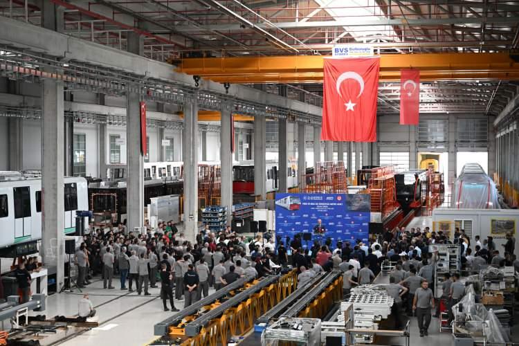 <p><strong>Ana ve kritik &uuml;r&uuml;nleri kendimiz &uuml;retiyoruz. AB &uuml;lkelerinde de &ccedil;alışabilecek stat&uuml;de demiryolu sanayimizin gelişmişliğinin kanıtı olmuştur.</strong></p>
