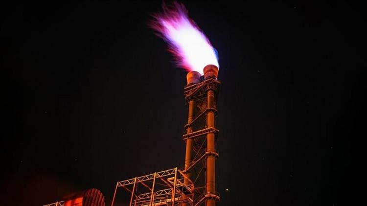 <p>Devlet ücretsiz doğal gaz çalışması kapsamında vatandaşın faturalarına toplamda 43 milyar TL'lik katkıda bulunmuş olacak.</p>

<p> </p>
