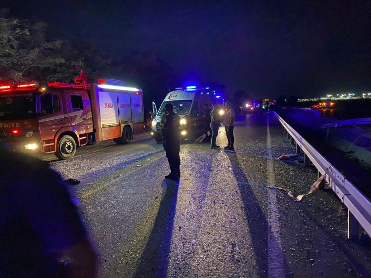 <p>İhbar &uuml;zerine b&ouml;lgeye polis, jandarma, itfaiye ve sağlık ekipleri sevk edildi.</p>

<p>&nbsp;</p>
