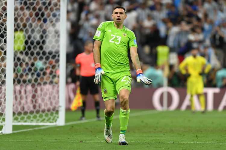 <p>* Emilliano Martinez / Aston Villa</p>
