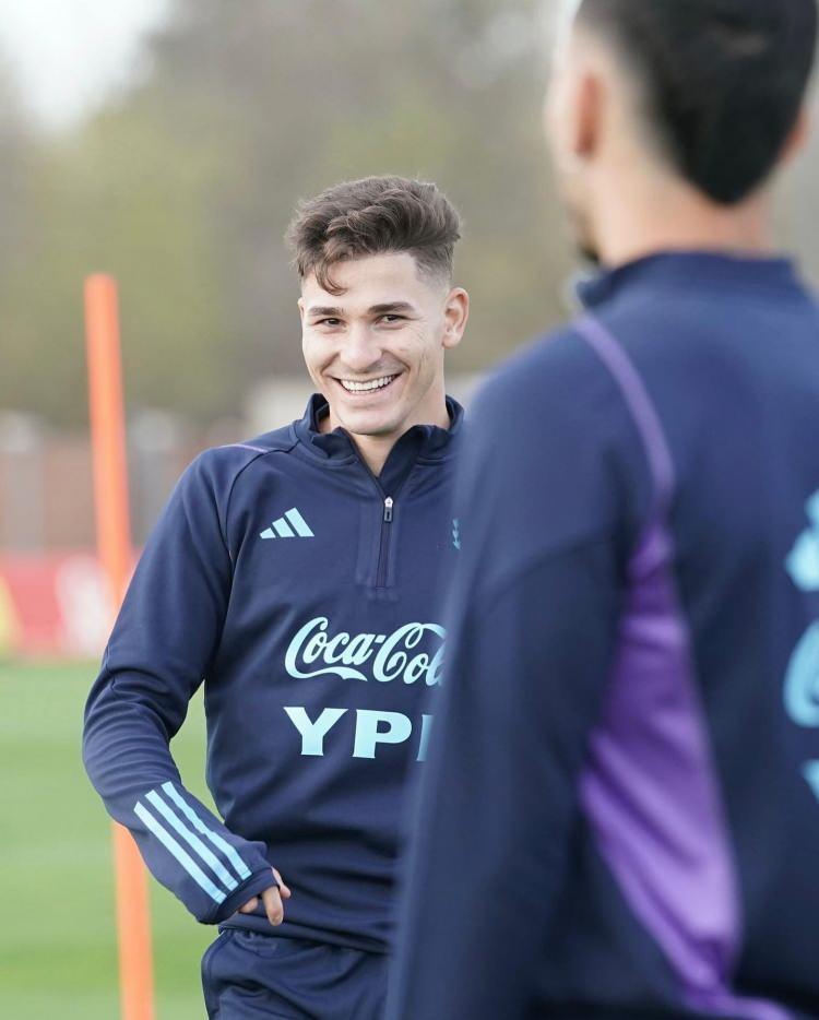 <p>* Julian Alvarez / Manchester City</p>