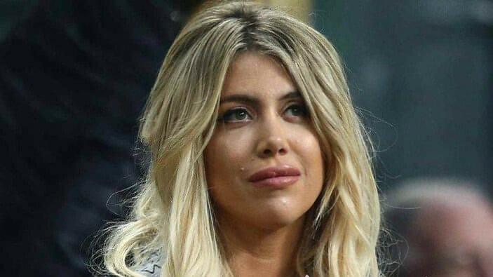 <p><span style="color:#B22222"><strong>WANDA NARA TÜRKÇE DERSİ ALIYOR</strong></span></p>

<p><strong>Birçok iş teklifi alan Wanda Nara gelen bu teklifleri kaçırmamak için Türkçe dersi almaya başladı.</strong></p>
