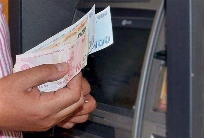 <p>15,5 milyon SSK ve Bağ-Kur emeklisi dikkate alındığında bu rakamın bütçeye maliyeti 77 milyar TL'yi aşıyor.</p>
