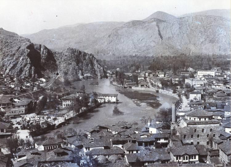 <p>Amasya -128.497</p>
