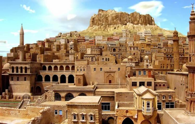 <p><strong>Midyat</strong></p>
