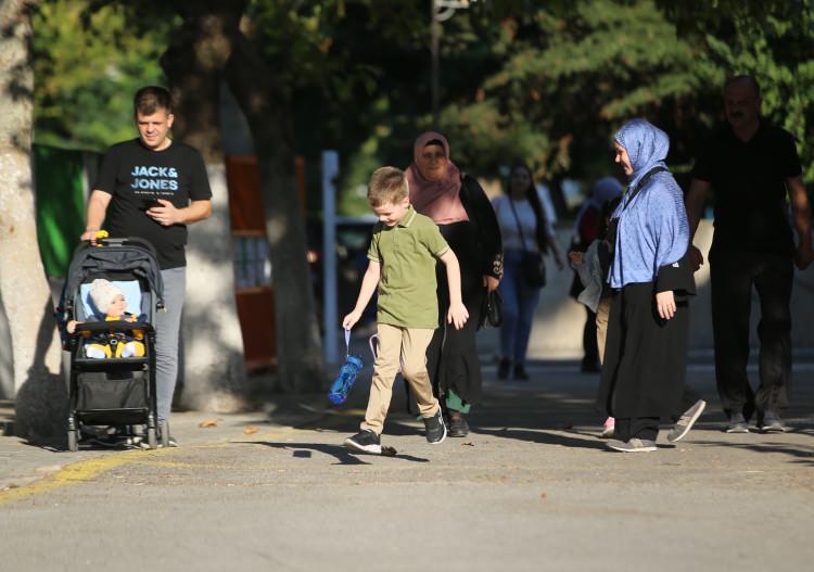 <p>Liseye başlayan öğrenciler ve velileri için de etkinlikler düzenlenecek.</p>