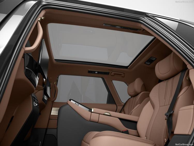 <p>Lüks SUV müşterilerini hedefleyen Century SUV, oldukça konforlu özellikler sunuyor.</p>
