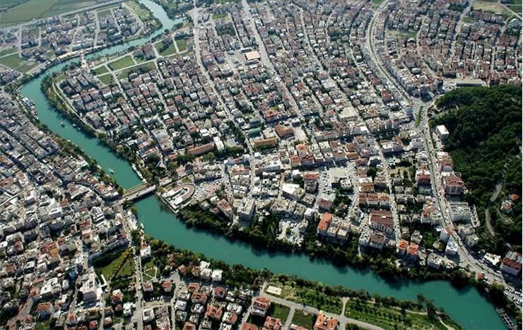 <p>Manavgat, Antalya </p>

<p>Nüfus: 245.740 kişi</p>
