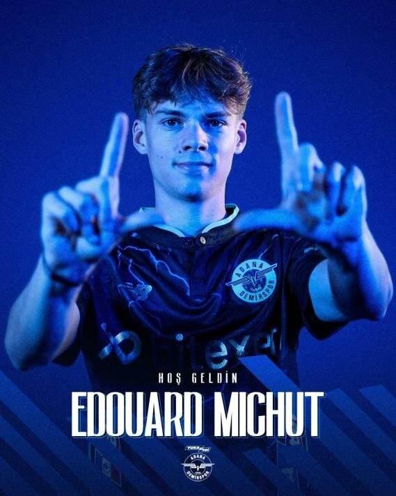 <p>EDOUARD MICHUT<br />
<br />
Eski Takımı: Paris Saint-Germain<br />
<br />
Yeni Takımı: Adana Demirspor<br />
<br />
Mevki: Orta Saha (20)<br />
<br />
Bonservis: Kiralık</p>
