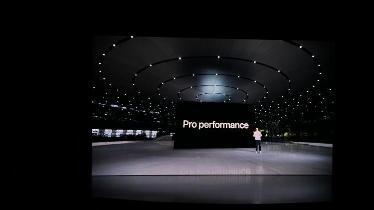 <p>iPhone 14 Pro'da yer alan 2'si yüksek performans sunan 6 çekirdekli, A16 Bionic CPU artık iPhone 15'lere güç verecek.</p>