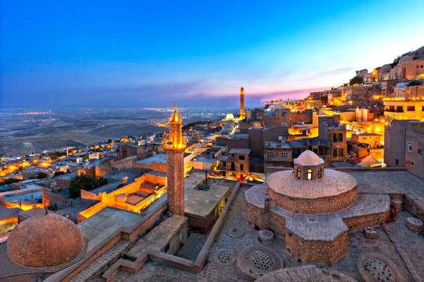 <p>Midyat, Mardin </p>

<p>Nüfus: 118.625 kişi</p>
