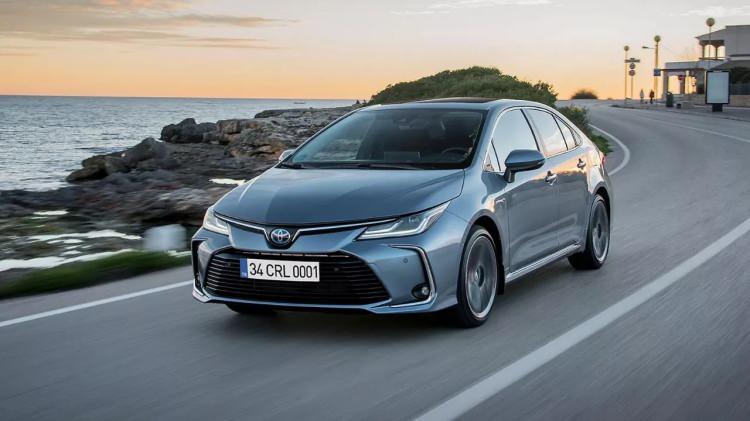 <p> 3 bin 123 adetlik satış rakamına ulaşan Corolla en çok satılan araçlar arasında yer aldı.</p>