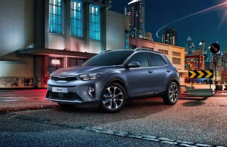 <p>KİA</p>

<p>&nbsp;</p>

<p>STONIC 1.2L 84 PS Manuel&nbsp;-&nbsp;Benzin -&nbsp;Cool&nbsp;<br />
<br />
<br />
Eyl&uuml;l&nbsp;fiyatı:&nbsp;965.000 TL</p>
