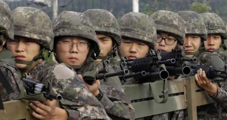 <p>6 G&Uuml;NEY KORE</p>

<p>&nbsp;</p>
