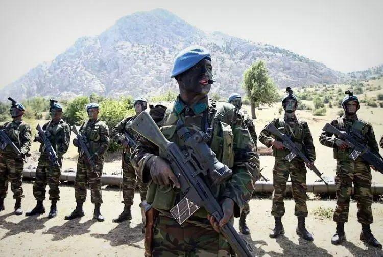 <p>11 T&Uuml;RKİYE</p>

<p>&nbsp;</p>
