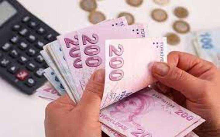 <p>Prim reformuyla emekli aylığı da yüzde 20 artacak. Meclis'in 1 Ekim'de açılmasıyla birlikte çalışma hayatı ve sosyal güvenlik alanında reform adımları devreye girecek.</p>
