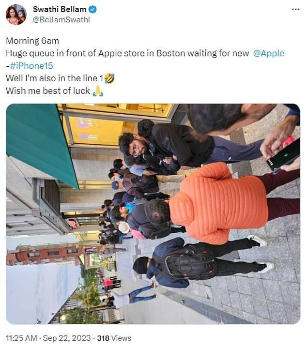 <p><strong>ABD</strong></p>

<p> </p>

<p>Bir X kullanıcısı bu sabah Boston'da Apple'ın önünde büyük bir kuyruk olduğunu söyledi.</p>
